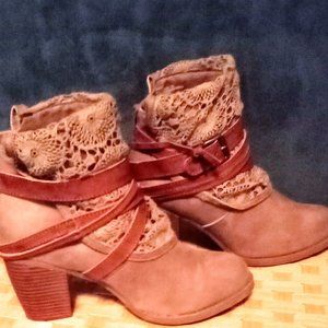 Unique Classy Suede Booties